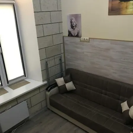 On Ekaterinenskaya 25 Odesa